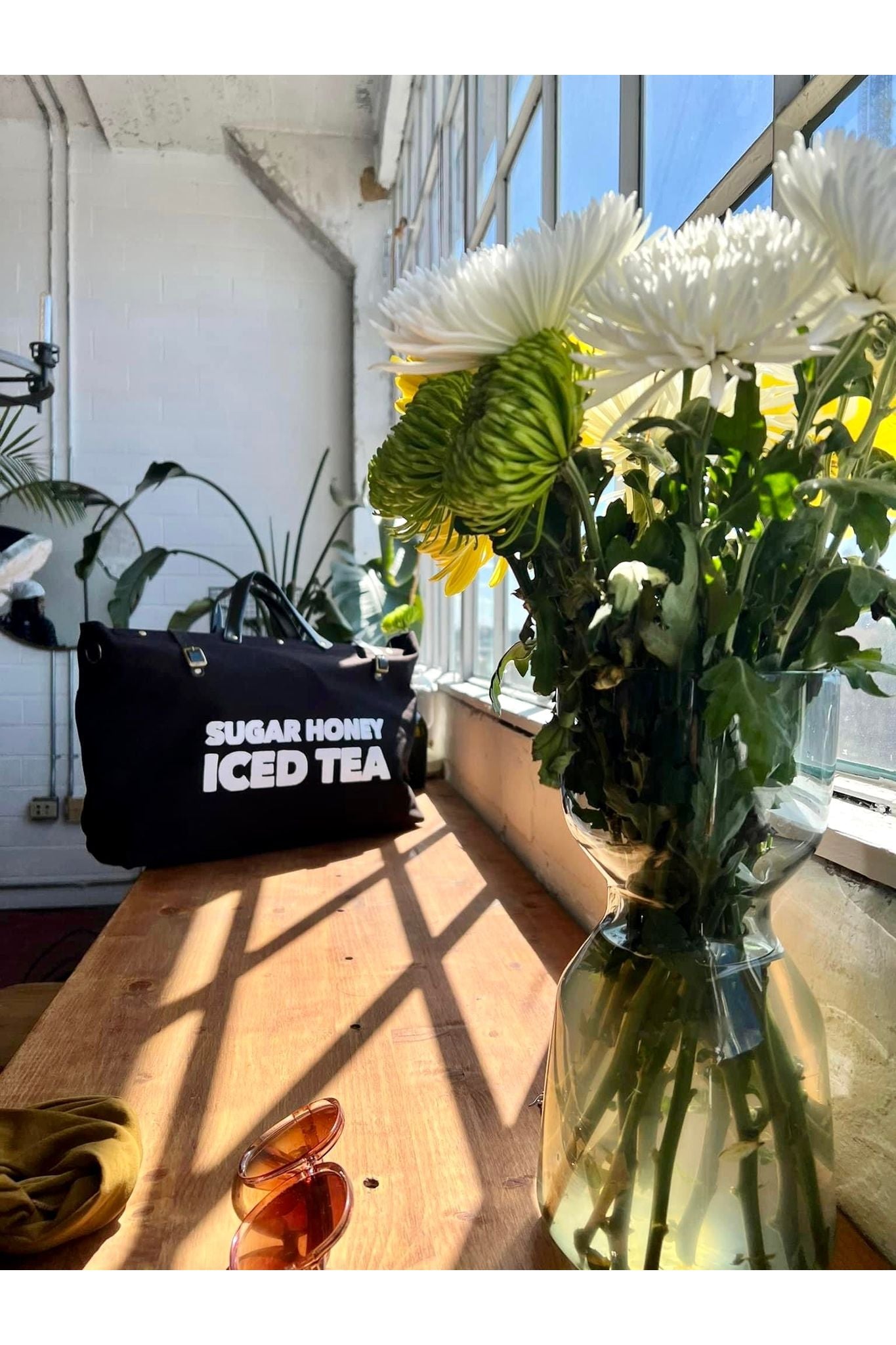“Sugar Honey Iced Tea” Travel Tote
